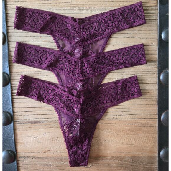 Victoria's Secret Lace Thong Bundle Sz S New 3 pieces - Picture 1 of 5